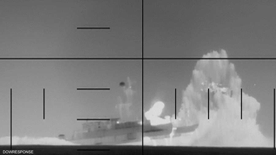 وزارة الحرب الأميركية،تنشر، فيديو يوضح عملية إغراق سفينة حربية إيرانية في المياه الدولية