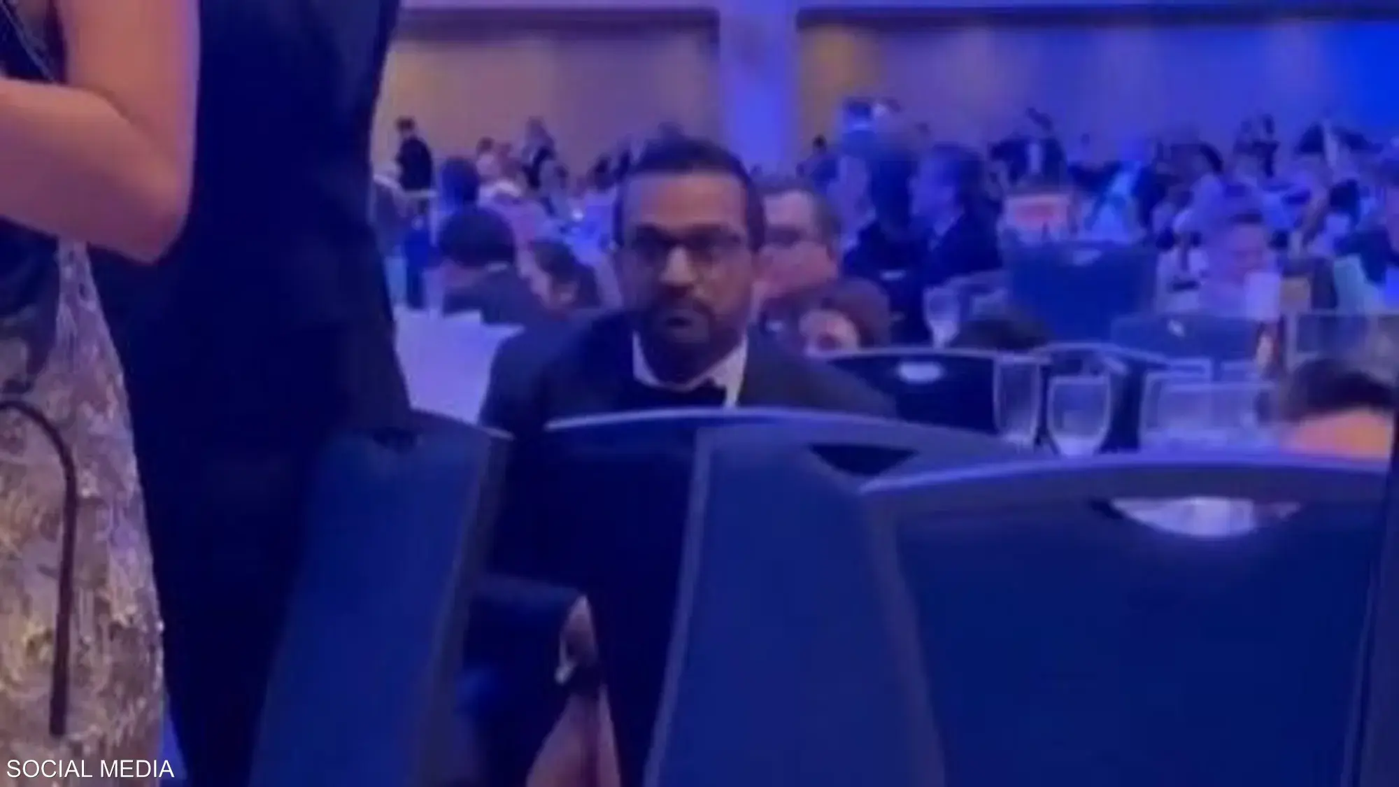 جدل بشأن سلوك مدير إف بي آي "المذهول" خلال هجوم العشاء