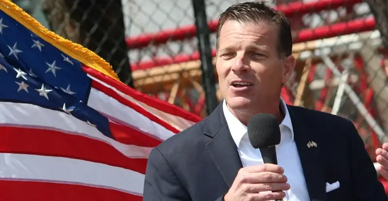 عضو بالجمهوري الأميركي: لا مساع لإسقاط النظام الإيراني أو السيطرة على "خرج"