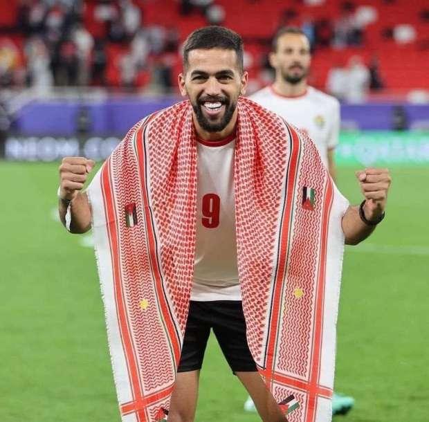 الرياض السعودي ينجح في التعاقد مع المهاجم الأردني علي علوان