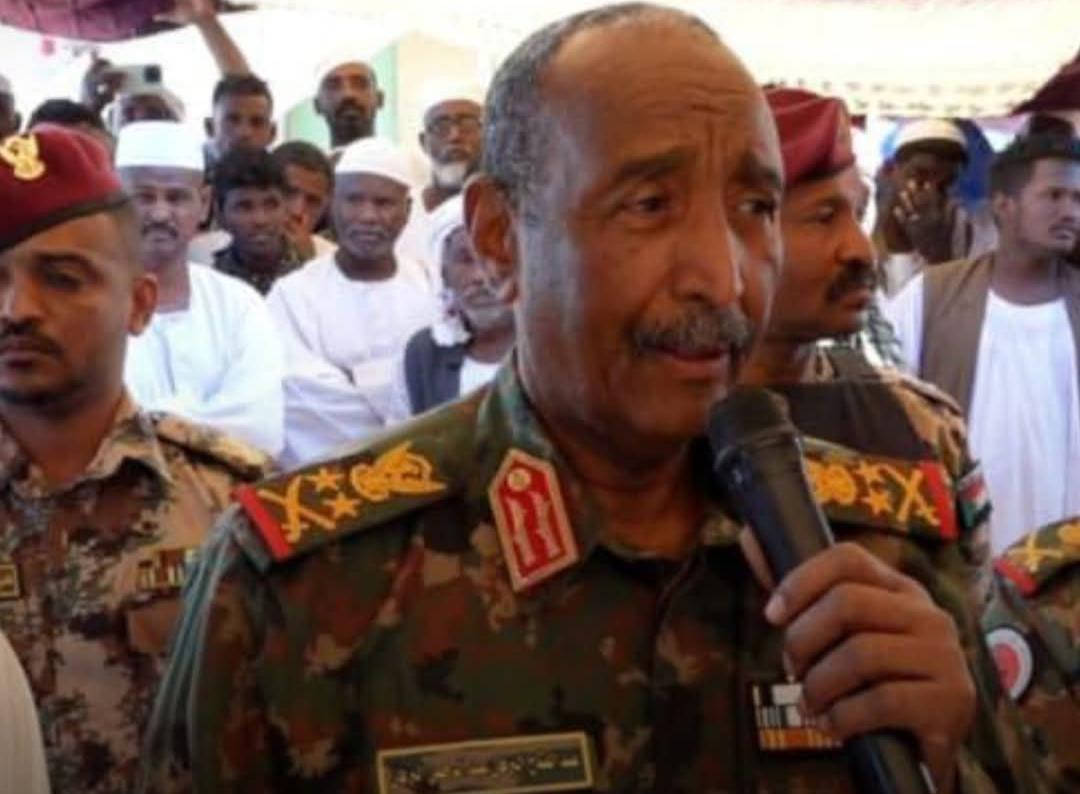 البرهان يؤدي واجب العزاءفي ضحايا حادثة غرق مركب بمنطقتي ديم القراي وطيبة