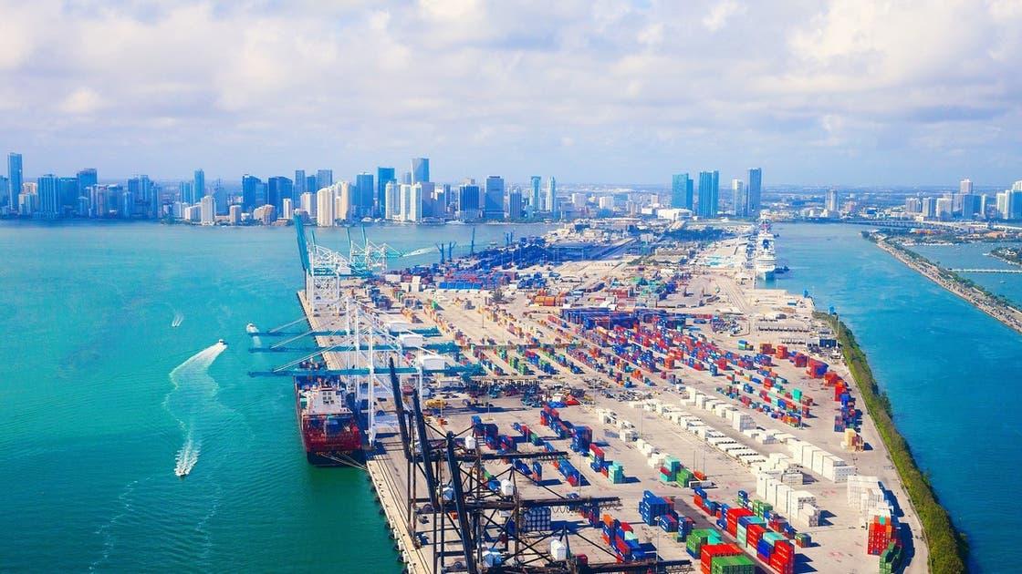 تقلص العجز التجاري الأميركي بشكل حاد و ارتفاع الصادرات إلى مستوى قياسي وانخفاض الواردات