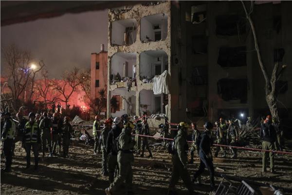 صواريخ إيران تضرب عراد ورد حاد من ترامب