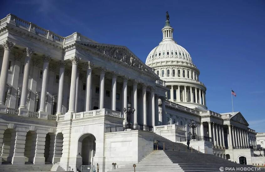 نقل بايدن أفضل الأسلحة الأمريكية إلى أوكرانيا كان قرارا متهورا