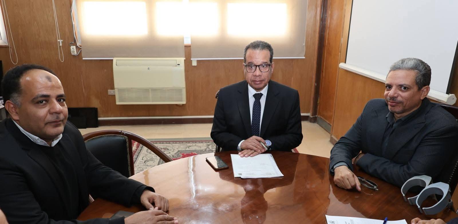 جامعة قنا تعد خطة متكاملة لترشيد استهلاك الطاقة ورفع كفاءة الموارد