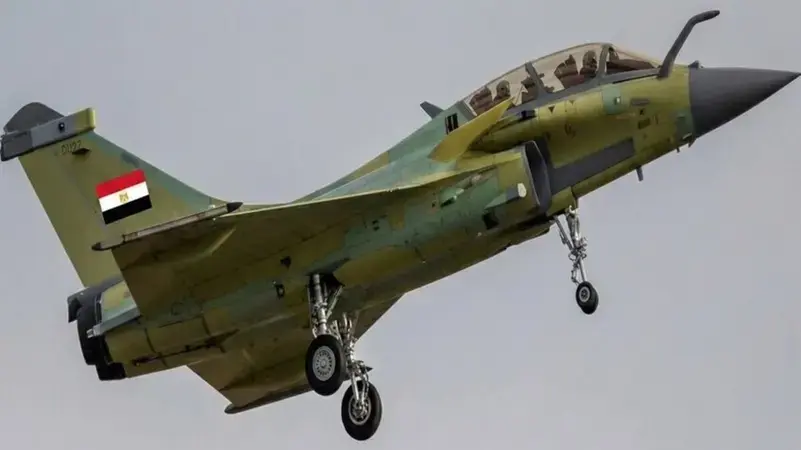 طائرة مصرية جديدة تظهر في فرنسا وتربك إسرائيل توجه بالعين