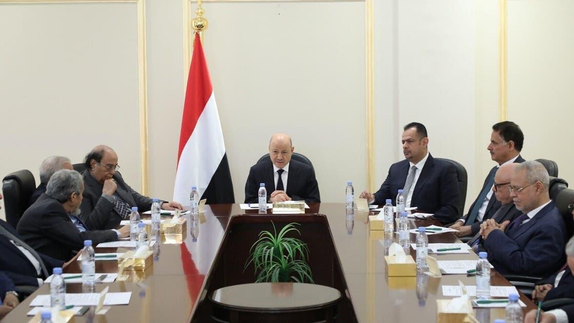 مجلس القيادة اليمني، رشاد العليمي يشيد بالنجاح القياسي لعملية "استعادة المعسكرات"