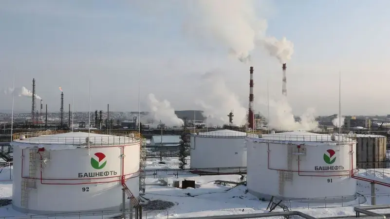 إيرادات روسيا من النفط والغاز تتراجع لأدنى مستوى منذ 2020