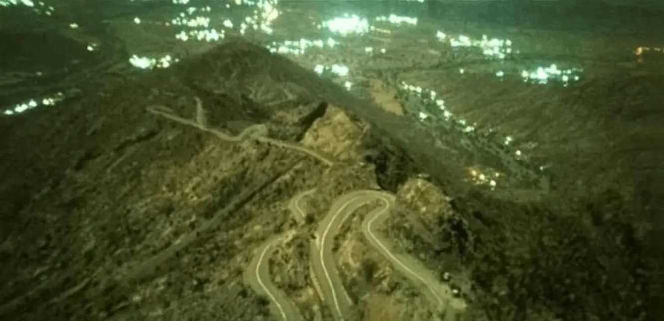 طائرة مسيّرة تشن غارة جوية على منصة لإطلاق الصواريخ تابعة للحوثيين بمحافظة البيضاء