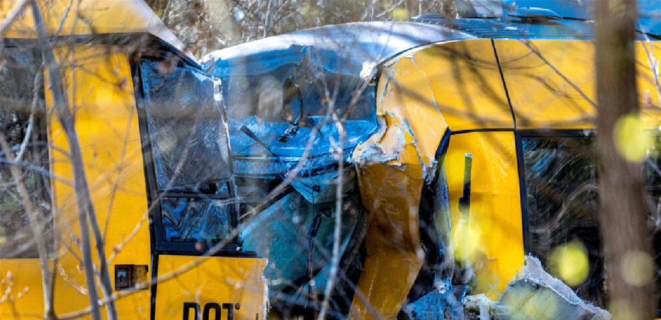 جرحى من اصطدام بين قطارين