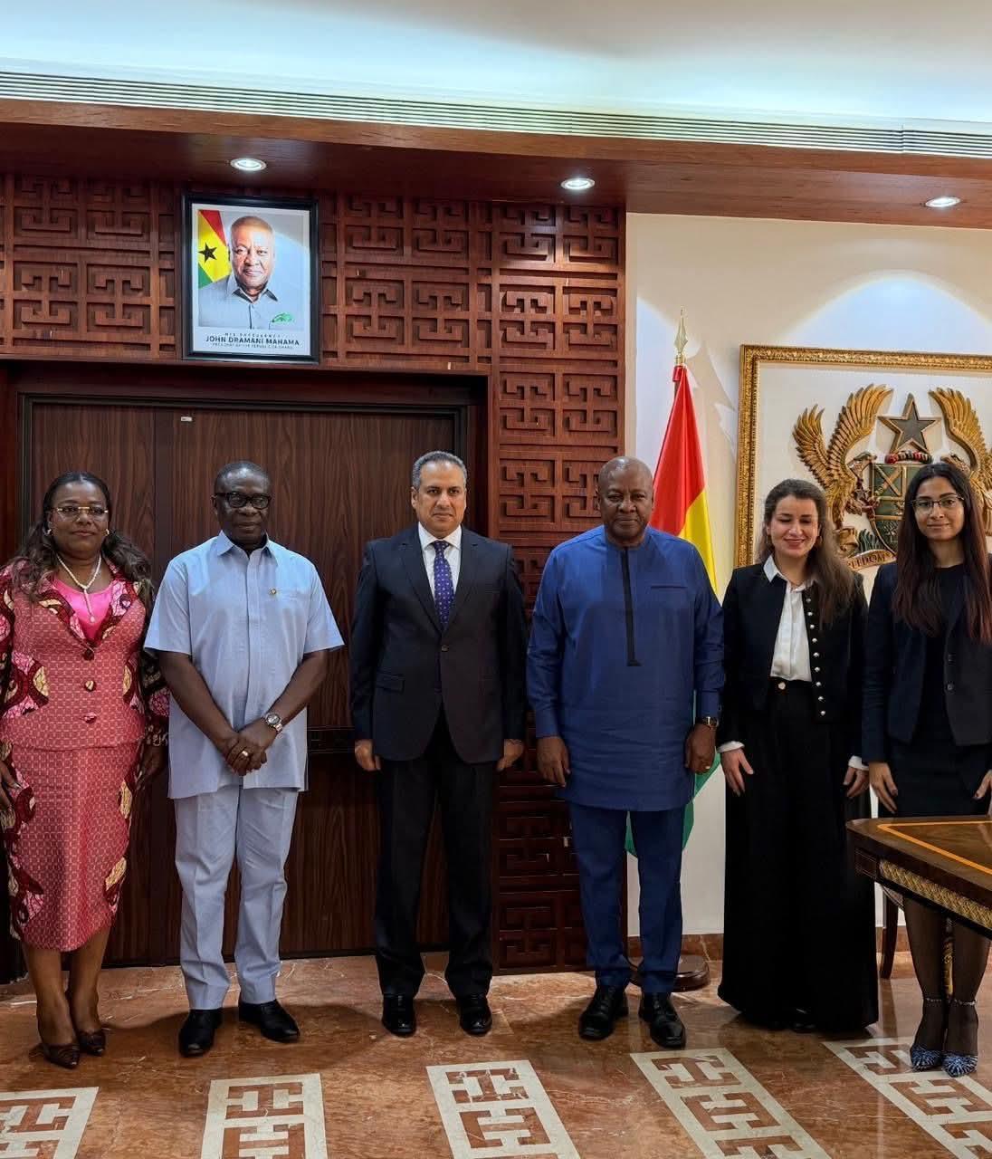 السفير المصرى لدى أكرا يلتقى رئيس جمهورية غانا