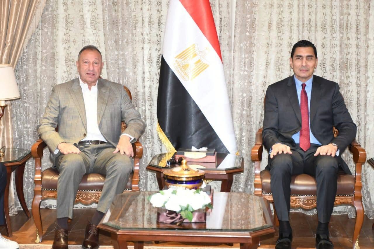 وزير الشباب والرياضة يستقبل مجلس إدارة النادي الأهلي