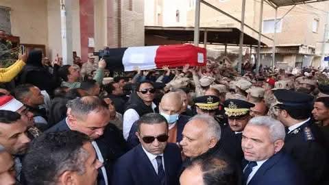 الآلاف يشيعون جنازة الشهيد العميد أحمد سمير في المنوفية