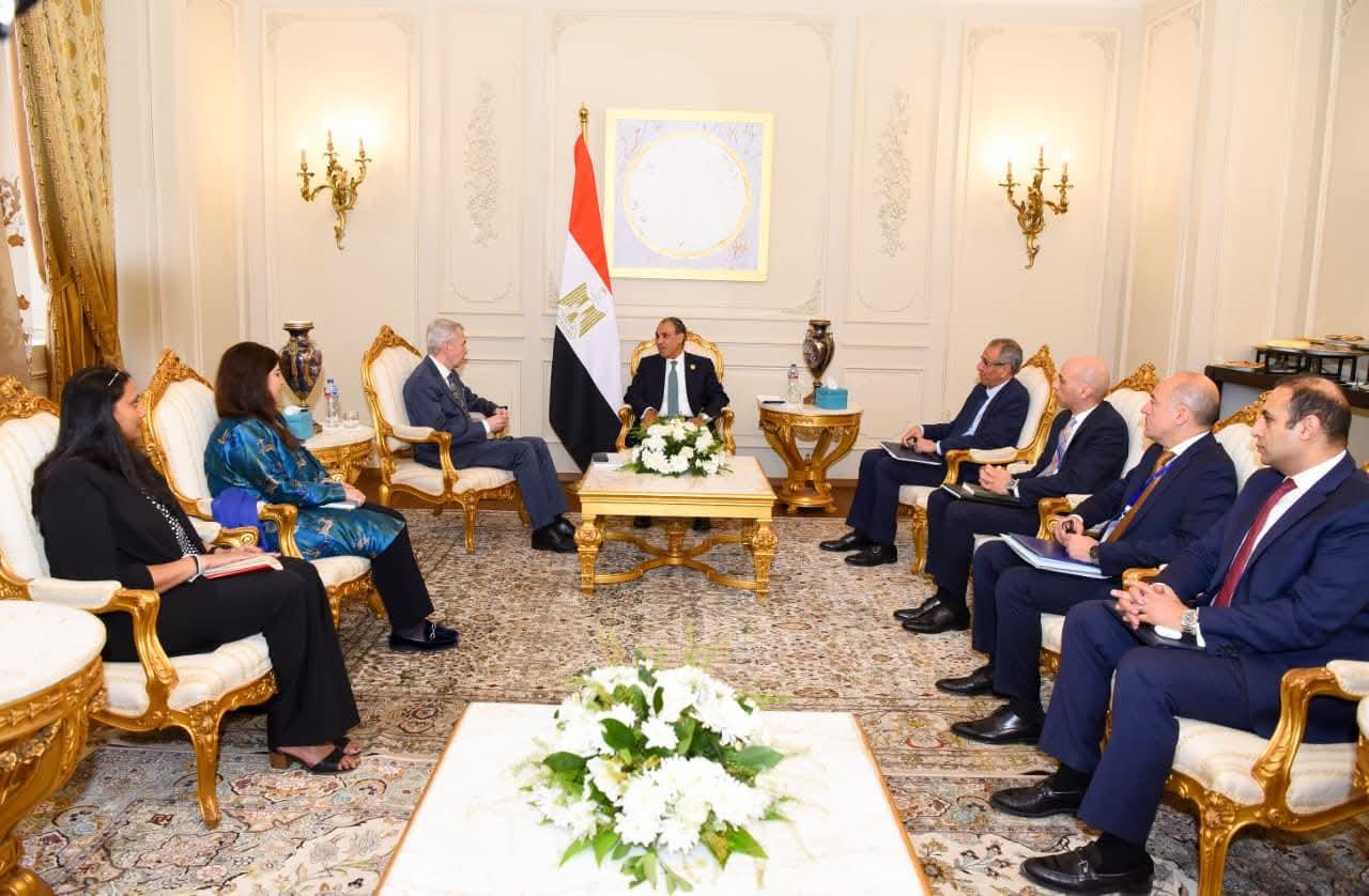 وزير الخارجية يلتقي بالمبعوث الشخصي للسكرتير العام للأمم المتحدة للسودان لبحث تطورات الأزمة السودانية