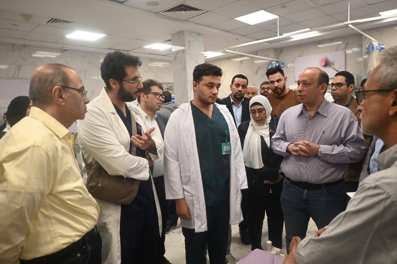حسام صلاح يتفقد مستشفى الطوارئ للاطمئنان على انتظام العمل ومعايير السلامة