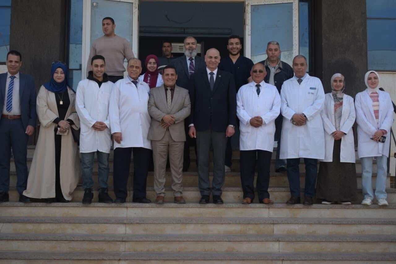 رئيس جامعة مدينة السادات يشيد بجهود الطب البيطري: إنجاز جديد في التعقيم الجراحي يعزز الصحة العامة والتوازن البيئي
