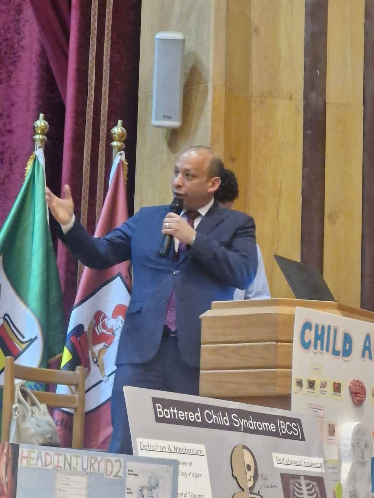 قصر العيني جامعة القاهرة يدعم " التثقيف الصحي" في يوم علمي ابتكاري يدمج الذكاء الاصطناعي بعلوم الطب الشرعي والسموم