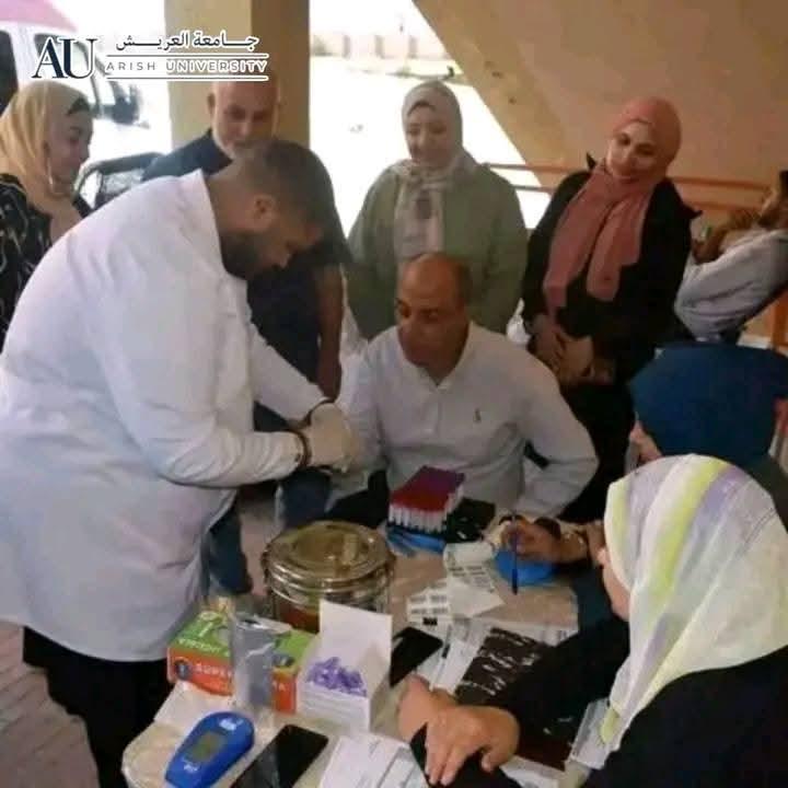 جامعة العريش تقود ملحمة إنسانية.. إقبال طلابي واسع في حملة التبرع بالدم دعمًا لمرضى سيناء