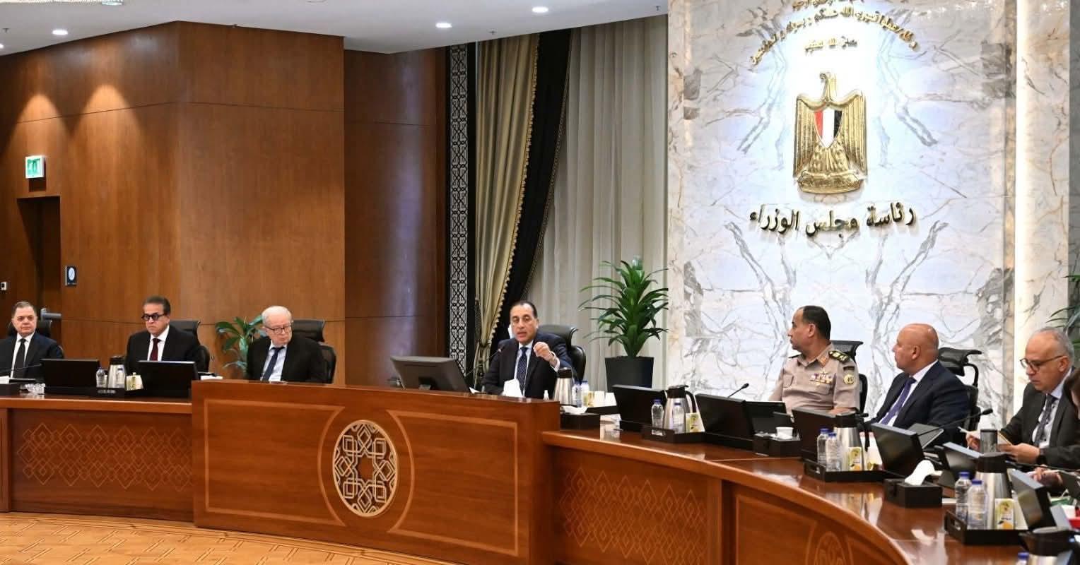 رئيس الوزراء يوجه بإعداد مخطط شامل لتنمية ساحل شمال سيناء وجذب الاستثمارات