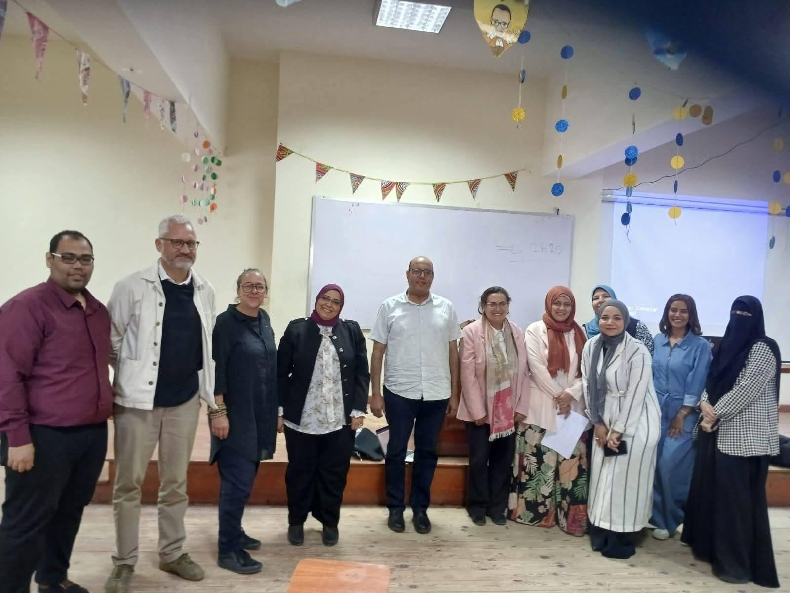 في إطار التعاون المصري الفرنسي.. كلية الآداب جامعة الفيوم تشارك في استقبال وفد جامعة Aix-Marseille لتعزيز برامج اللغة الفرنسية.