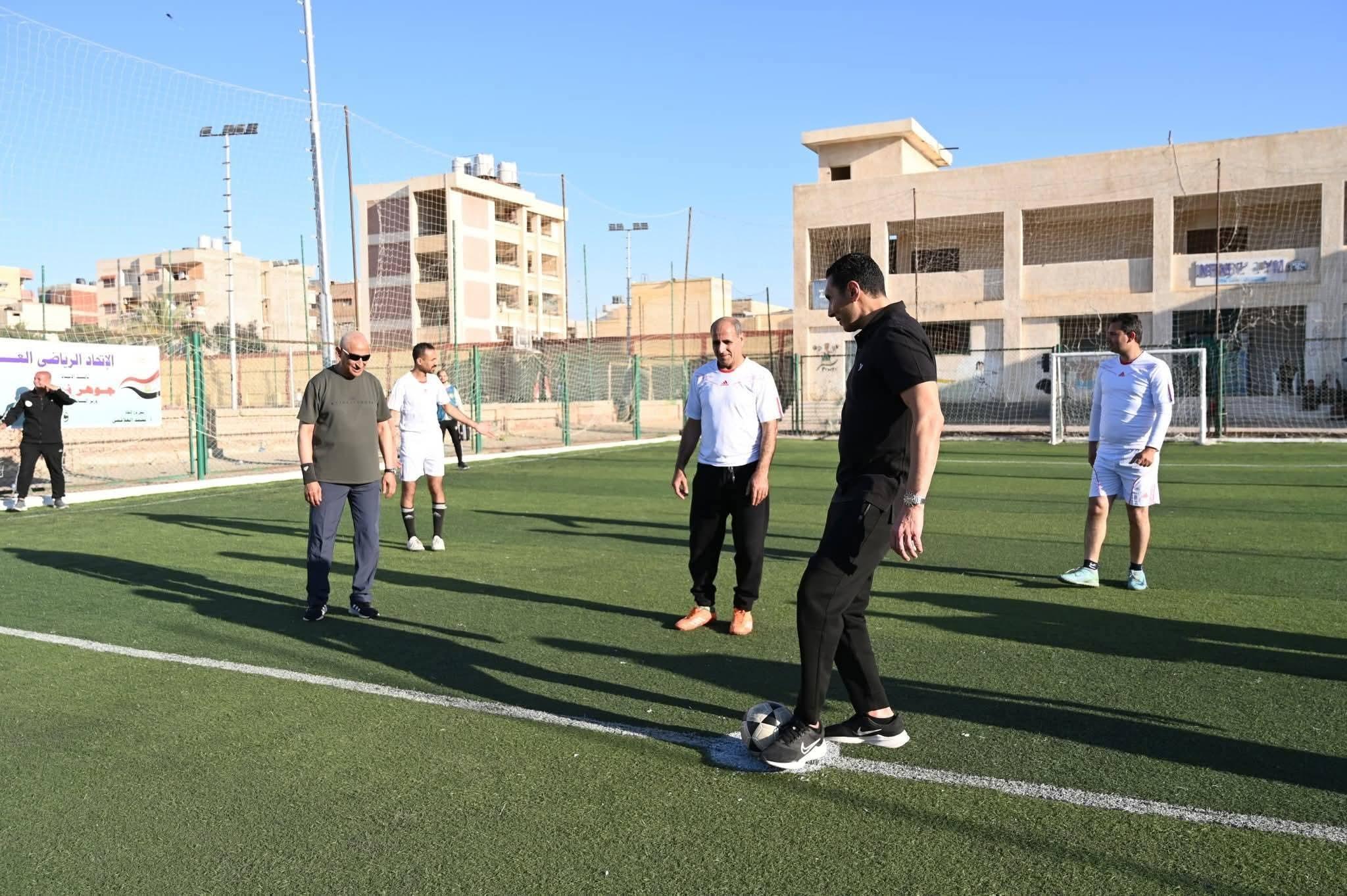 محافظ شمال سيناء يصطحب وزير الشباب والرياضة في جولة تفقدية بمركز شباب العريش