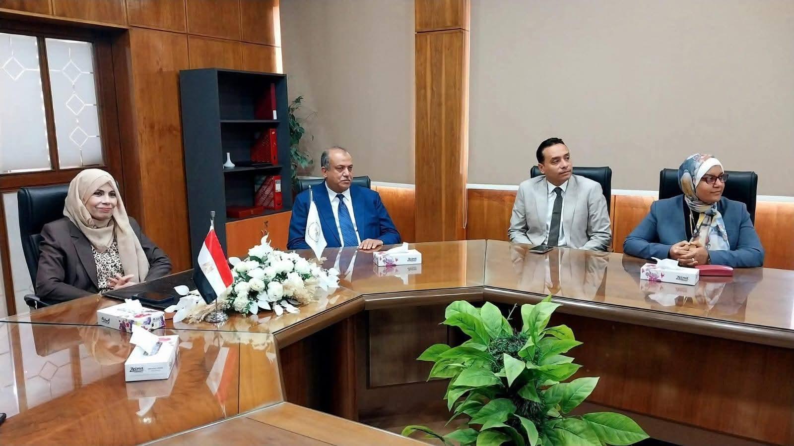 كلية الهندسة بالمطرية جامعة العاصمة توقع بروتوكول تعاون مشترك في مجالات التدريب وبناء القدرات مع مركز التدريب الإقليمي للموارد المائية والري