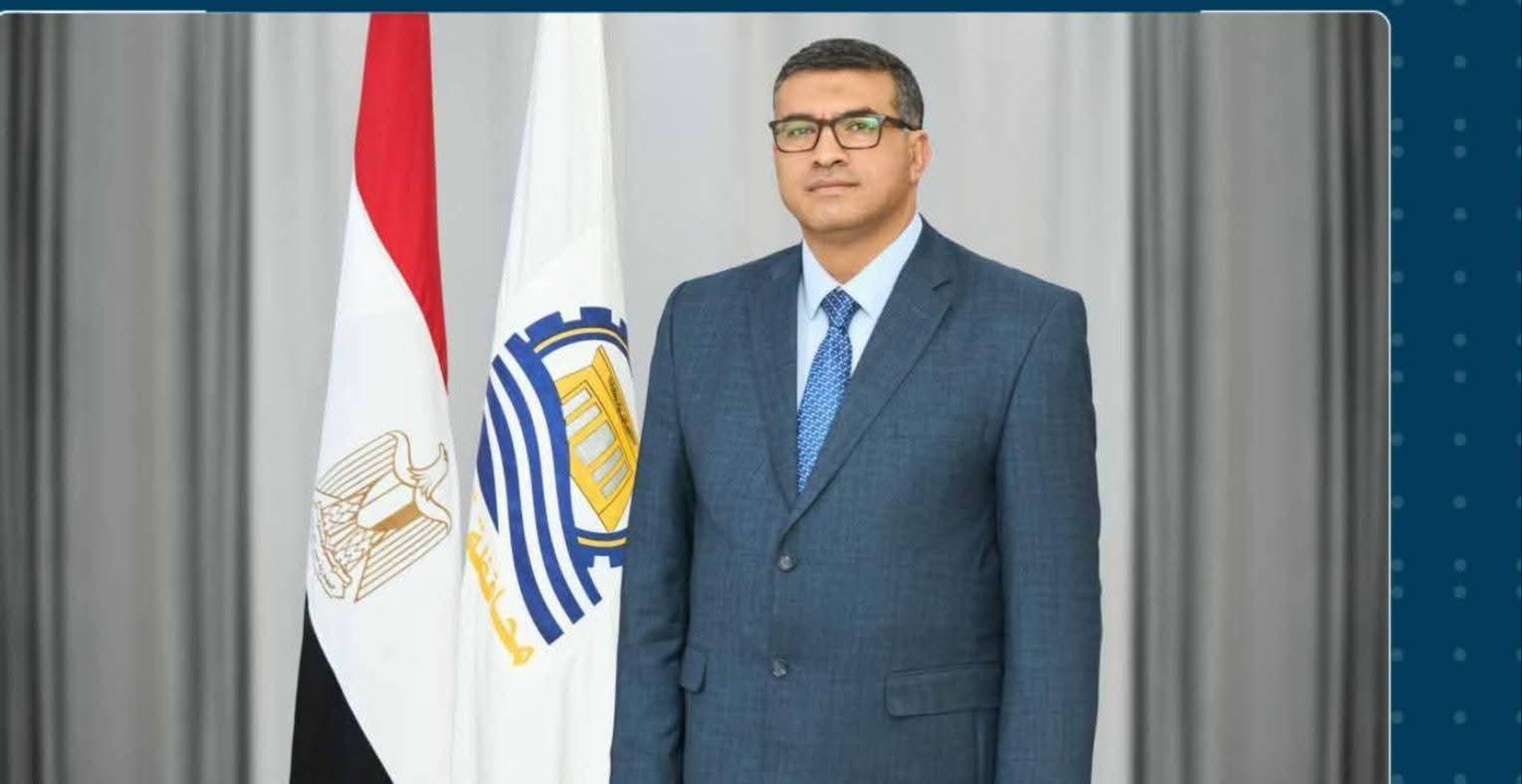 محافظ قنا يهنئ الرئيس السيسي وعمال مصر بمناسبة عيد العمال