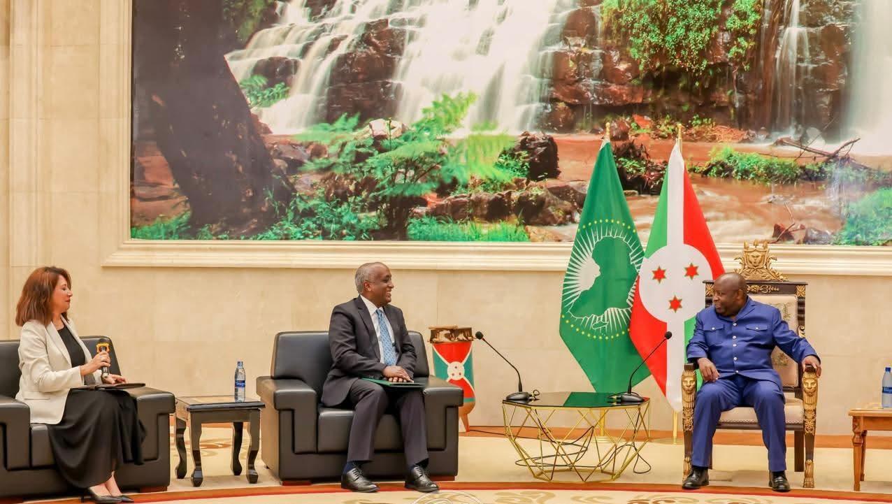 نائب وزير الخارجية للشئون الأفريقية يلتقي الرئيس البوروندي