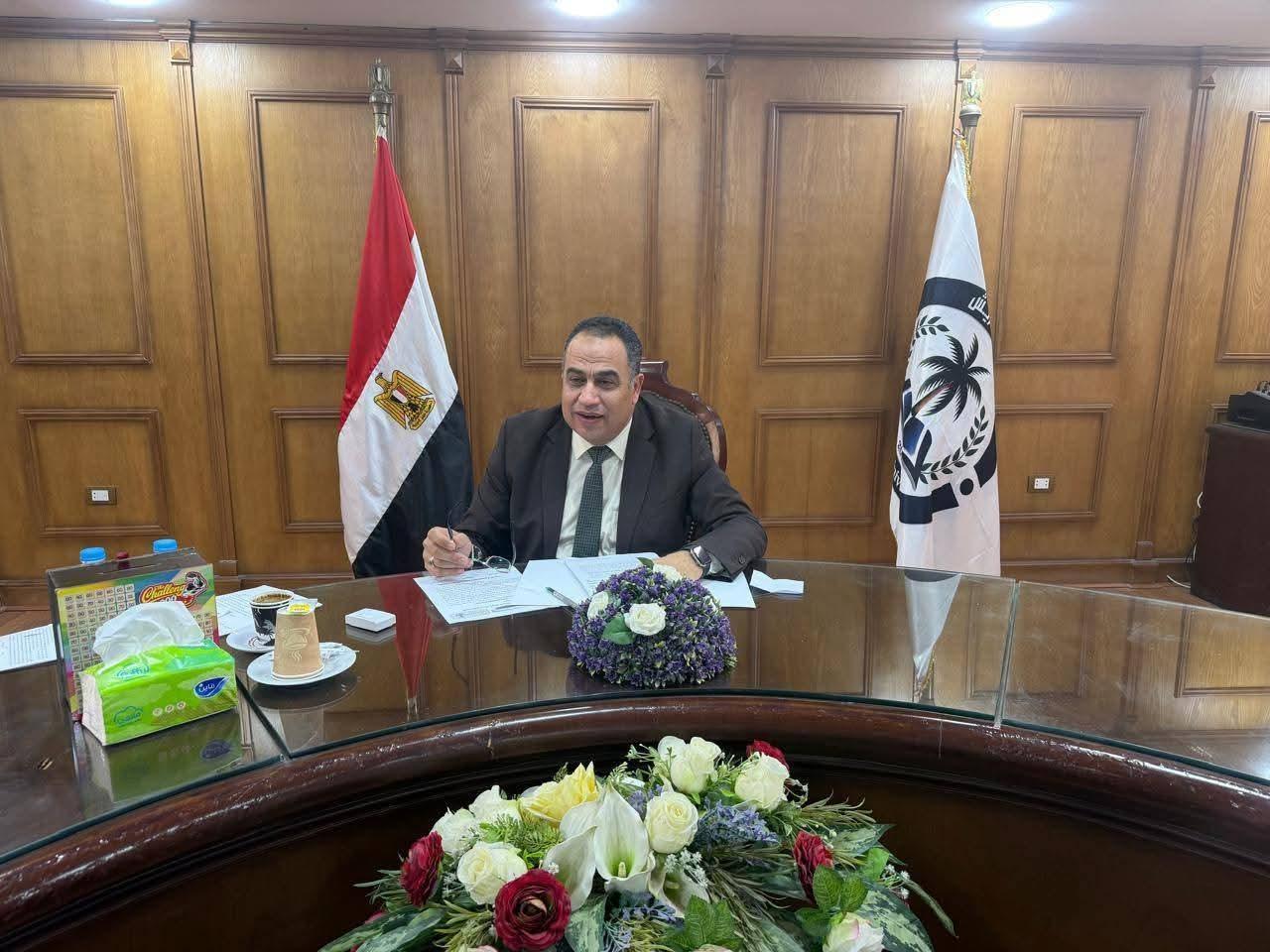 التحالف المدنى لحقوق الإنسان بشمال سيناء يشيد بمجهودات رئيس جامعه العريش فى إرساء قيم العداله ومراعاه حقوق الإنسان.