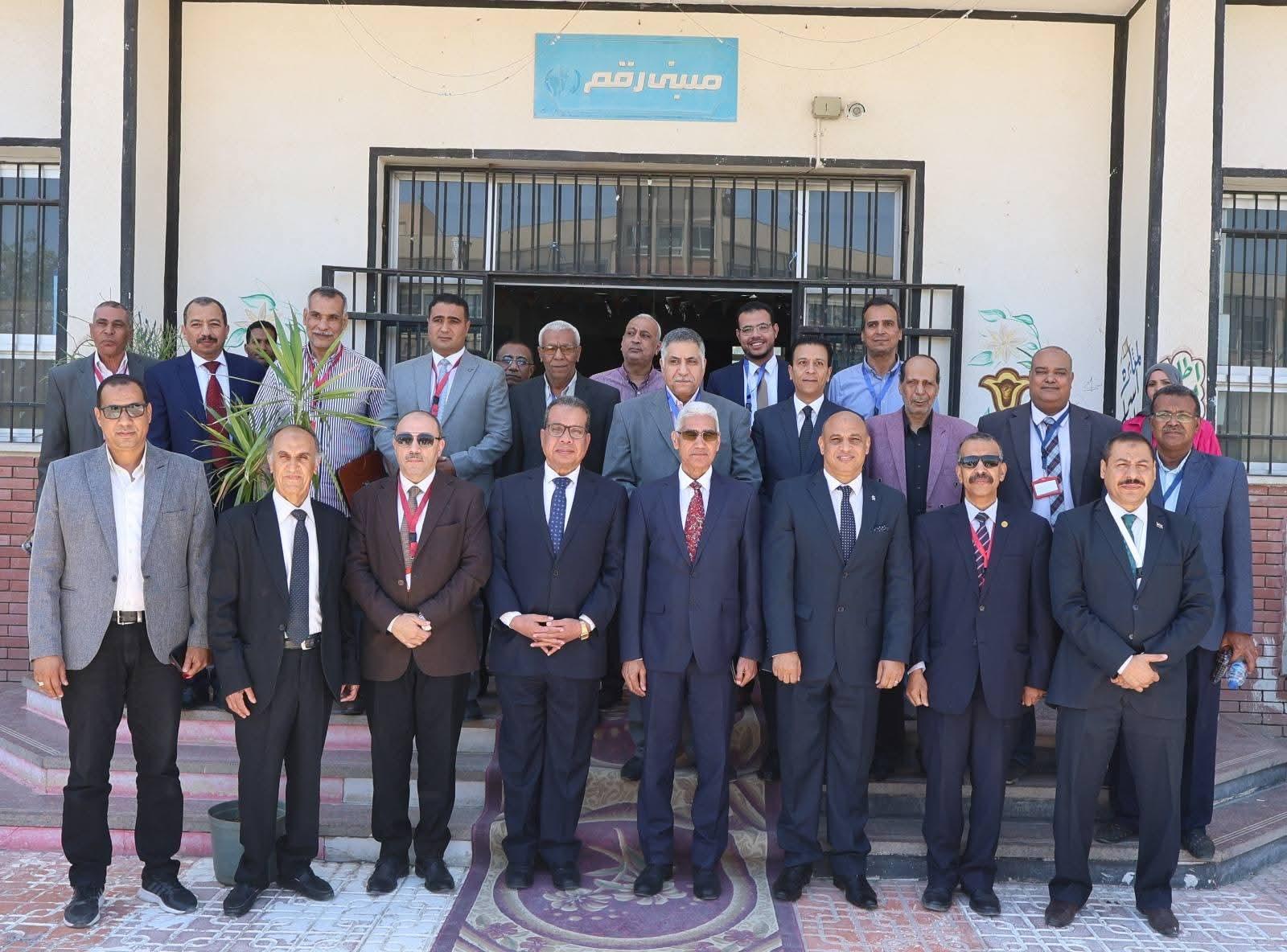 انطلاق فعاليات المؤتمر السنوي الثامن (الدولي الخامس) لكلية التربية بجامعة قنا
