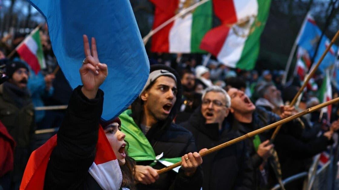 مظاهرات ليلية جديدة في إيران..