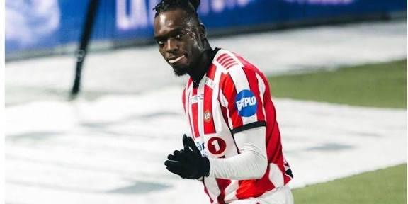 الأهلي بحسم صفقة كامويش.. ويصل للقاهرة خلال 48 ساعة