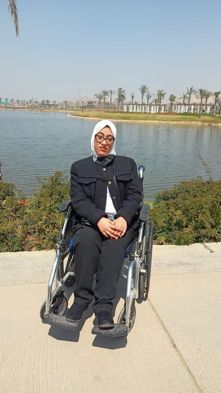 مابين الذكاء الاصطناعي والبشري