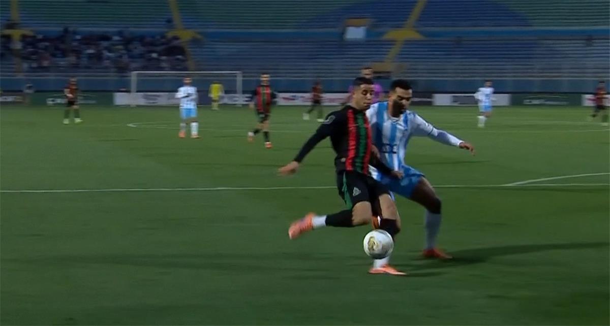 الجيش الملكي يفوز على بيراميدز بهدفين مقابل هدف وحيدويتأهل لنصف نهائي دوري الأبطال
