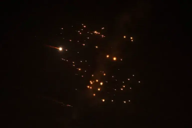 صواريخ إيرانية نحو القدس وتل أبيب وغارات إسرائيلية توقع قتلى وجرحى في لبنان